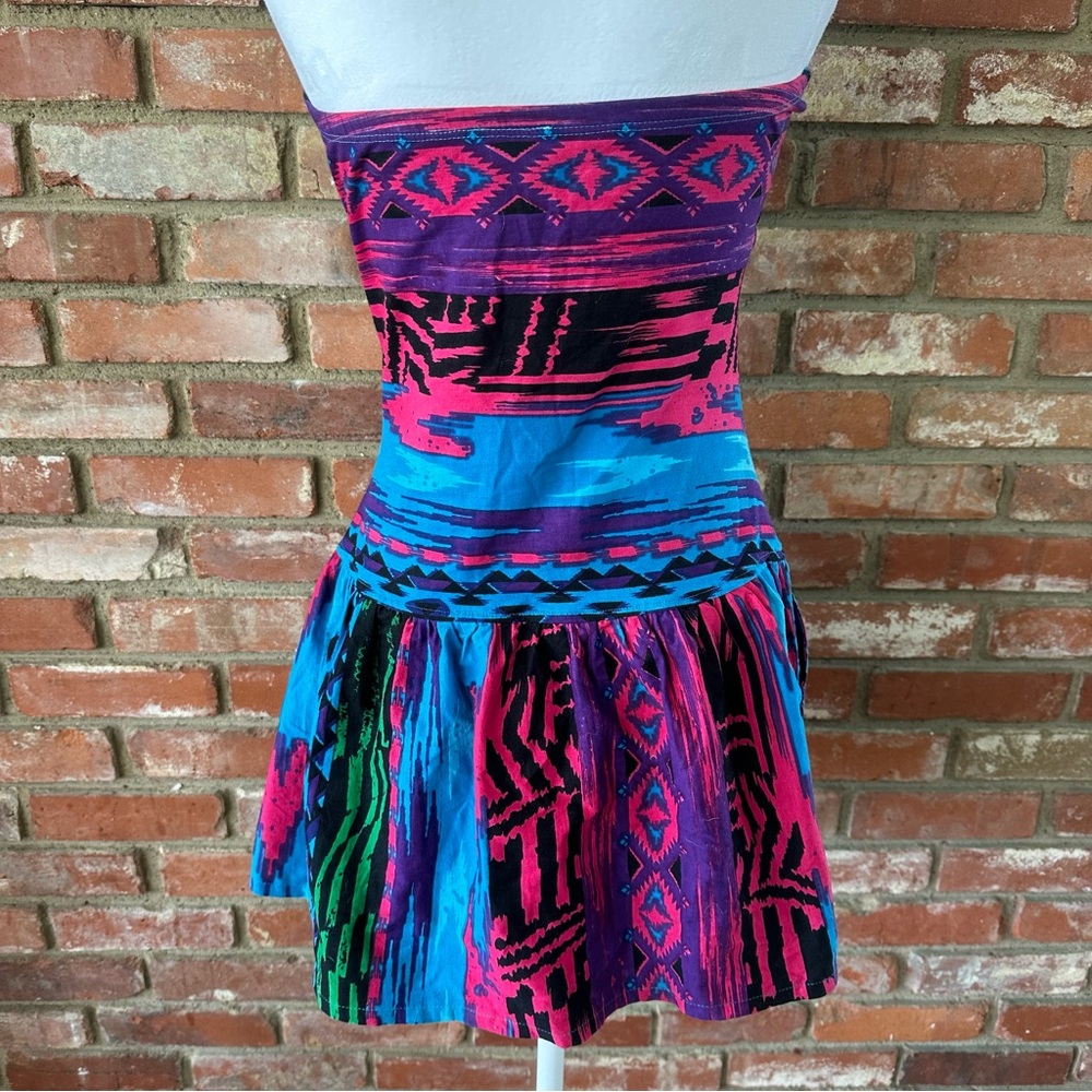 Vibrant Aztec Strapless REEF - Picture 4 of 8